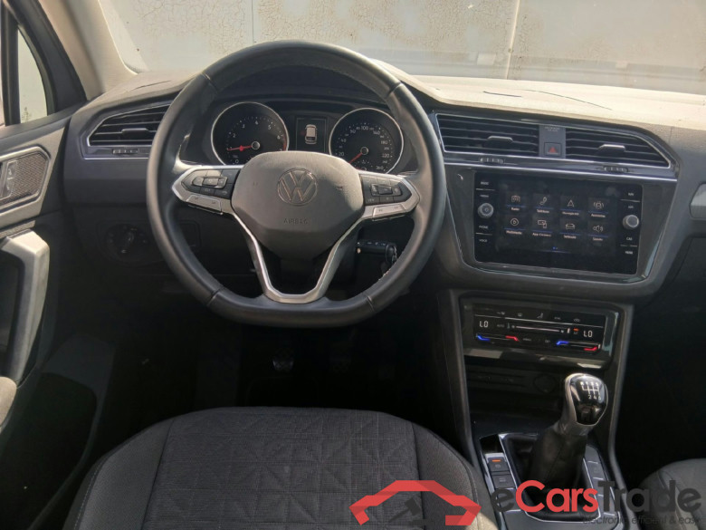 VOLKSWAGEN Tiguan / 2020 / 5P / todoterreno Life 1.5 TSI 110kW (150CV) #4