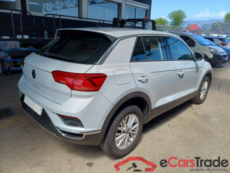 VOLKSWAGEN T-ROC / 2017 / 5P / SUV 1.5 TSI ACT BUSINESS DSG #2