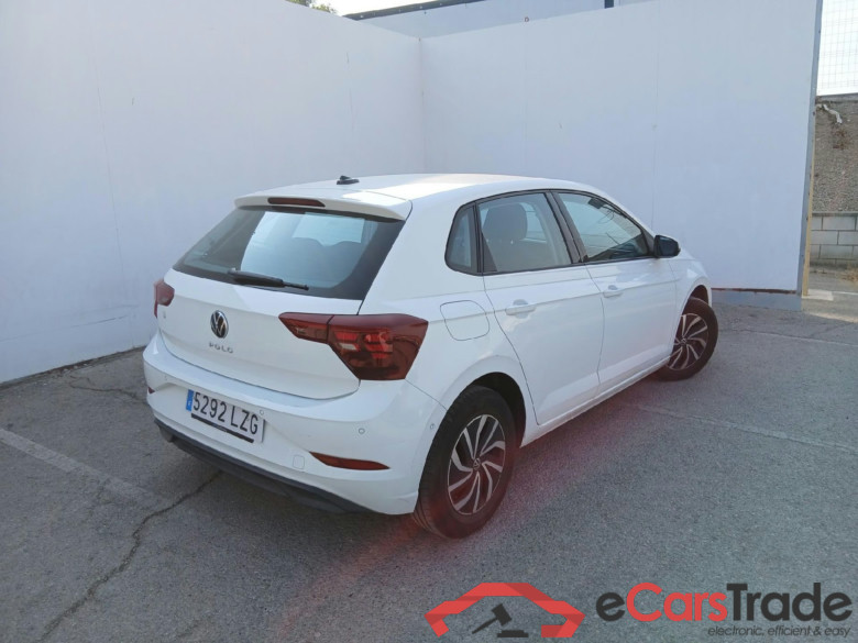 VOLKSWAGEN Polo / 2021 / 5P / berlina con portón Life 1.0 TSI 70kW (95CV) #2