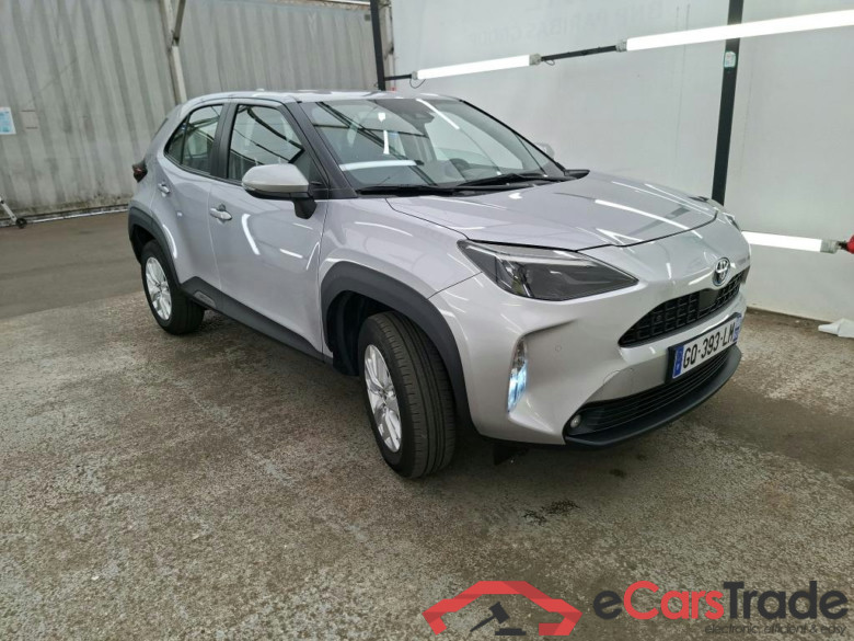 TOYOTA Yaris Cross Hybride / 2021 / 5P / SUV 1.5 HYBRID 116H DYNAMIC BUSINESS BEY AWD #4