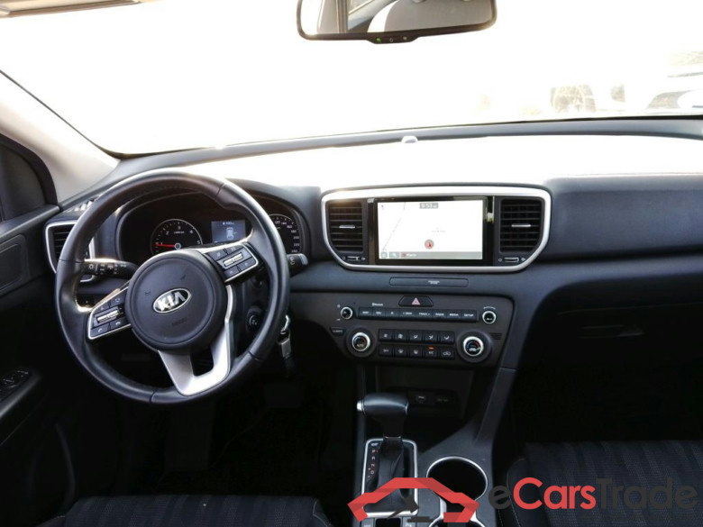 KIA Sportage / 2018 / 5P / todoterreno 1.6 MHEV Business DCT 100kW (136CV) 4X2 #3