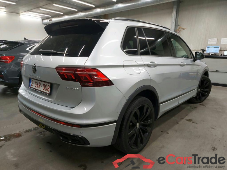 VOLKSWAGEN - VW  TIGUAN 1.4 eHybrid 245PK DSG R-Line With Climatic & Navigation & Heated Seats & Pano Roof & Towing Hook     *  HYBRID *    ***   NO COC AVAILABLE  -  OHNR COC DOC  !  *** #2