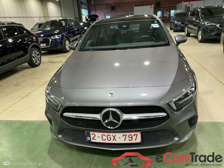 MERCEDES-BENZ A-CLASS LIMOUSINE 1.3 A 250 E BUSINESS SOLUTION DCT #2