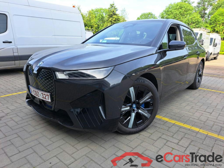 BMW I - BMW IX xDrive50 523PK Sport & Design Suite Interior & Harman Kardon & 21 Inch Alloy  & Pack Parking Assistant Plus  & Electric Trailer Hook  * ELECTRIC *