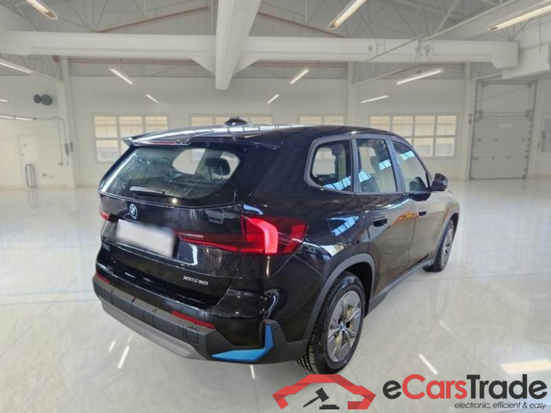 BMW IX1 / 2022 / 5P / SUV 30 XDRIVE #2