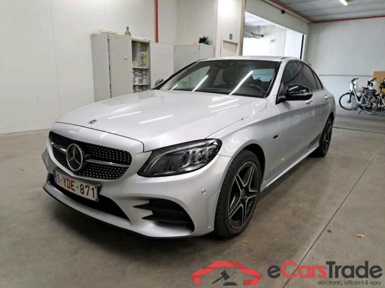 Mercedes C 300de Plug-In Hybrid AMG Night Aut. LED-Multibeam Widescreen Ambient Navi Sport-Leather KeylessGo Camera Klima PDC ... #1