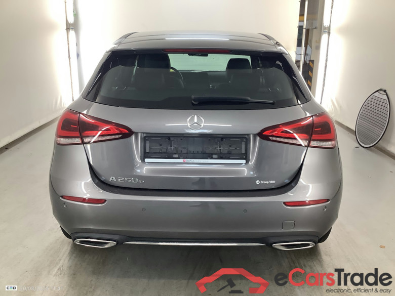 MERCEDES-BENZ A-Klasse 1.3 A 250 E DCT BUSINESS SOLUTION #4