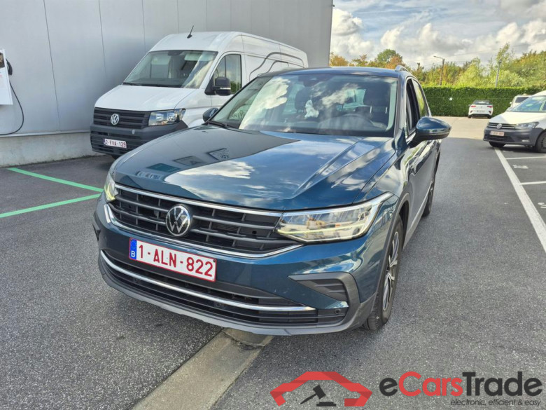 VOLKSWAGEN Tiguan Tiguan Life Business 1.5 TSI 110 kW (150 ch) 7 vitesses DSG #1