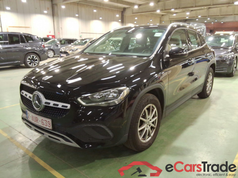 MERCEDES-BENZ CLASS GLA DIESEL (H247) GLA 180 d Business Solution #1