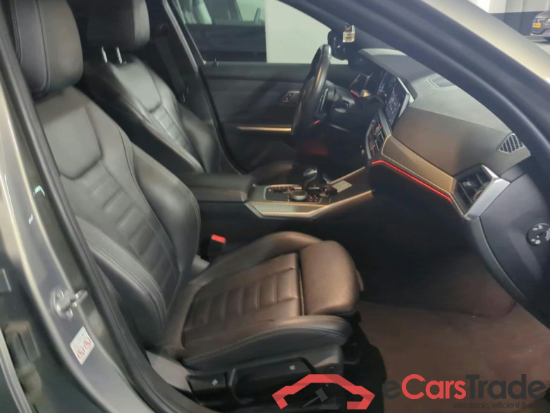 BMW 3 Serie Sedan 330e 4d #5