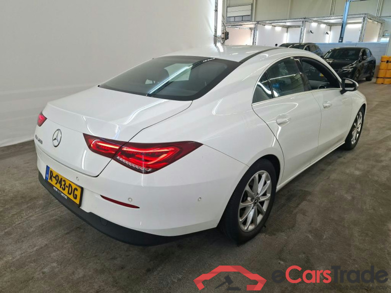 Mercedes-Benz CLA CLA 200 DCT Business Line 4d #2