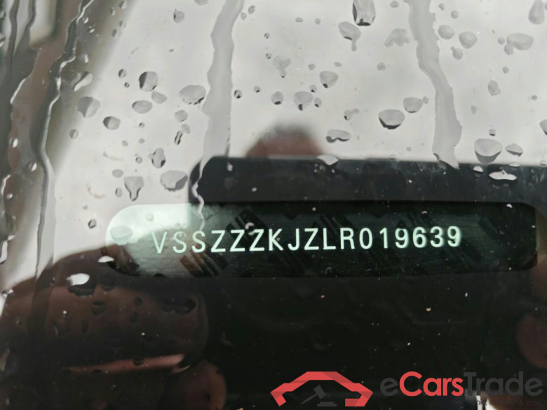 SEAT Arona 70 kW #3