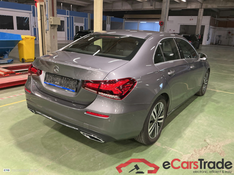 MERCEDES-BENZ CLASS A SEDAN DIESEL (V177) A 180 d Business Solution #4