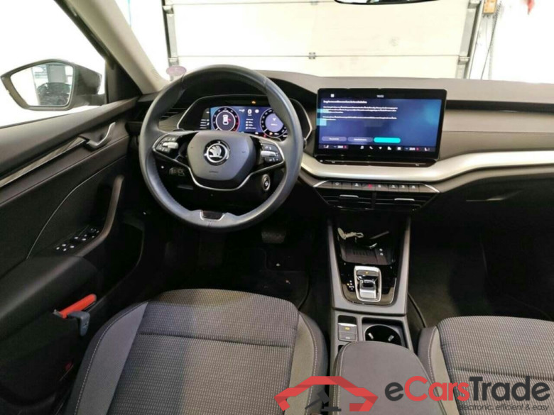 SKODA Octavia Combi 1.5 TSI MHEV Bns.Ed. #3