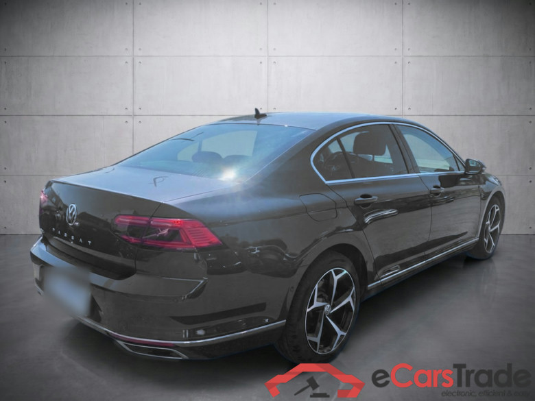 Volkswagen Passat GTE 1.4 TSI 218 Plug-in Hybrid DSG6 #5