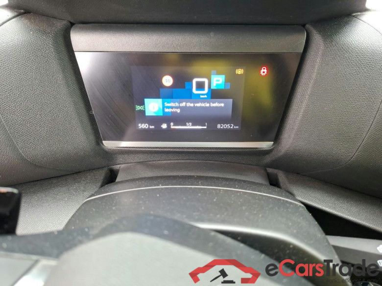 CITROEN C4 X / 2022 / 4P / Berline PureTech 130 S&S EAT8 Feel Pack #6