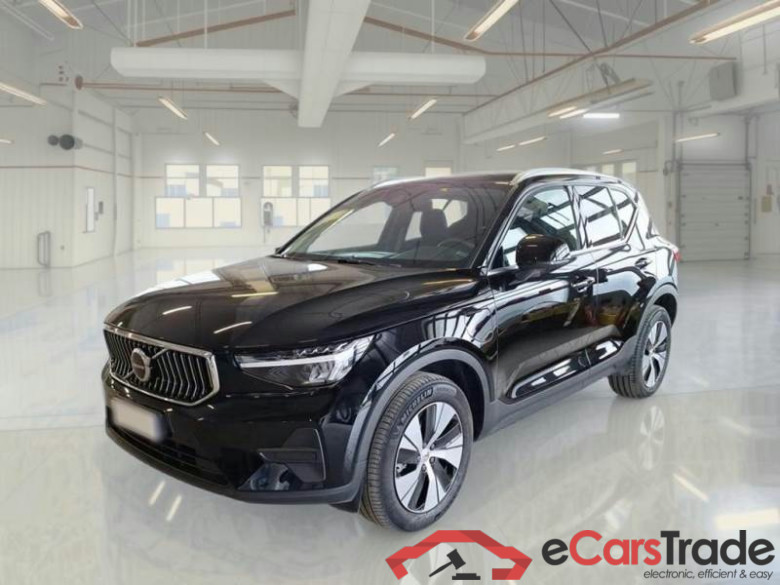 VOLVO XC40 / 2021 / 5P / SUV T4 Recharge Plug-in auto Essential #1