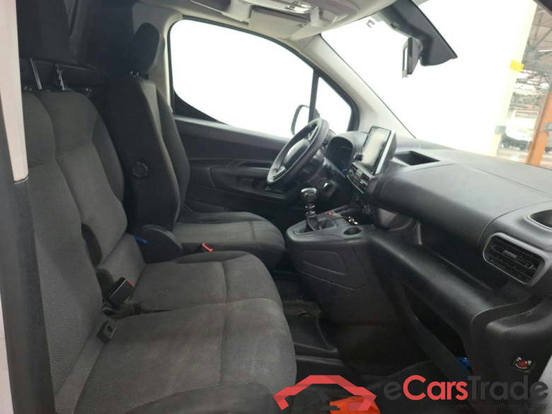 CITROEN Berlingo Van / 2018 / 4P / Fourgonnette M 650kg BlueHDi 100 S&S BVM Driver #6