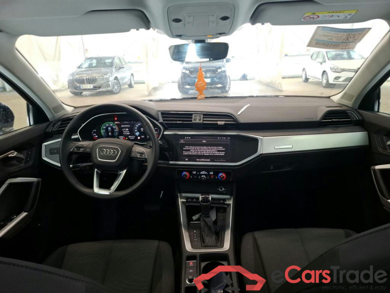 AUDI Q3 2018 5P SUV 45 TFSI E 245 S TRONIC BUSINESS LINE #6