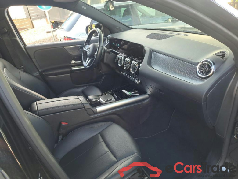 MERCEDES - MER GLA 250e 218PK DCT Business Solution Luxury & Smartphone Integration & Towing Hook With ESP   * HYBRID * #3