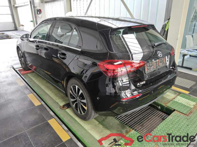 Mercedes-Benz A (BM 177)(03.2018->) DE - LimS5 A 180 EU6d, (Facelift) 2022 - 2024 #4