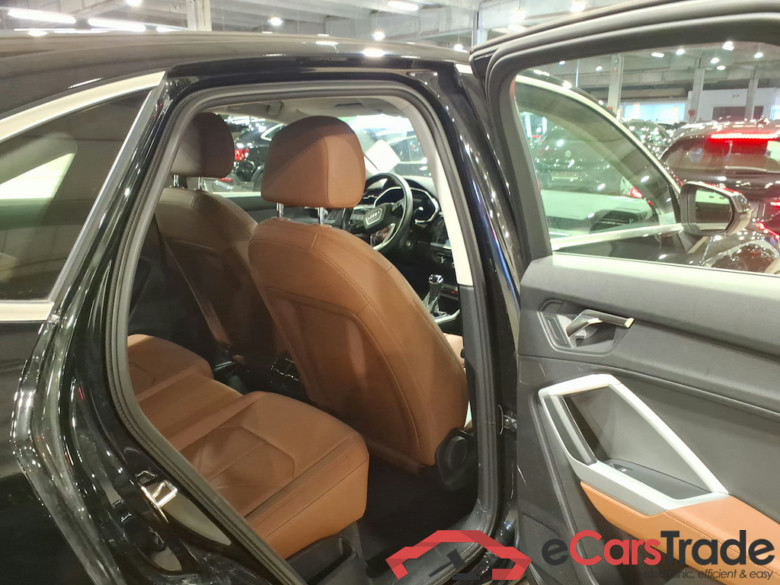 AUDI Q3 Sportback 1.4 45 TFSI E S TRONIC #5