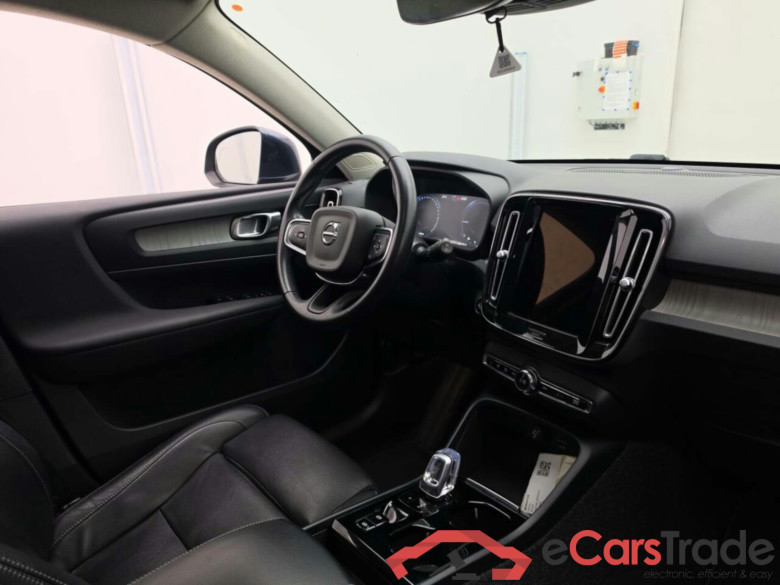 VOLVO XC40 1.5 PHEV T5 DCT RECHARGE INSCR #3