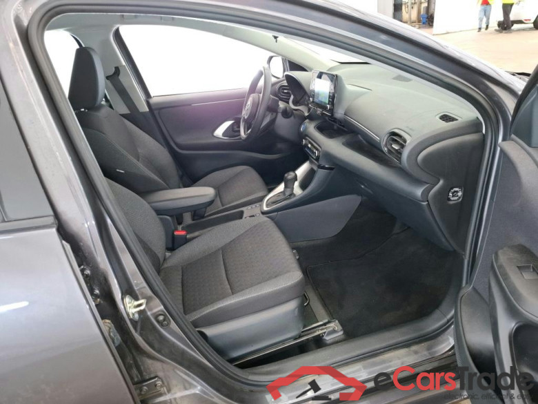 TOYOTA Yaris Hybride / 2019 / 5P / Berline Hybride 116h Dynamic Business Beyond Zer #6