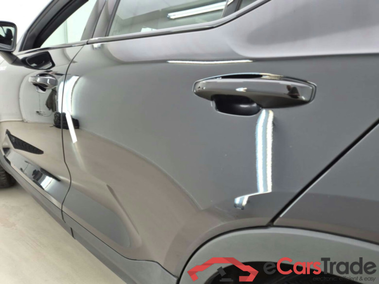 VOLVO XC40 RECHARGE CORE #4