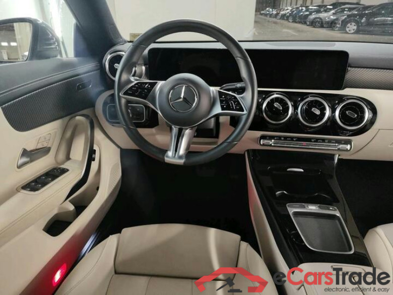 Mercedes CLA CLA CLA 200 d Luxury Line 110kW/150pk  4D/P Auto-8 - CO2 onvolledig #5