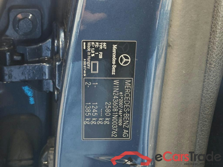 Mercedes-Benz EQB EQB 300 4MATIC AMG Line Automaat 5d + Pano #6