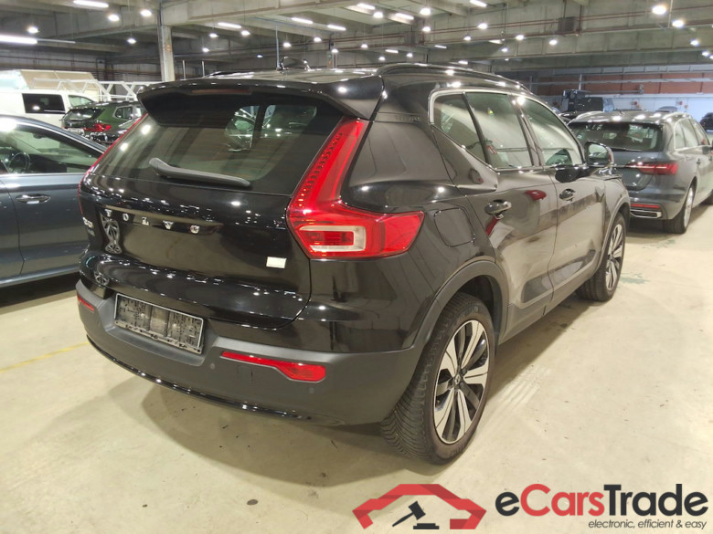 VOLVO XC40 1.5 T4 PHEV ULTIMATE DARK DESIGN DCT #4