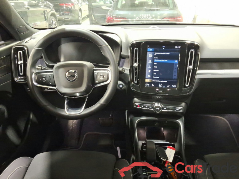 VOLVO XC40 1.5 T4 PHEV ULTIMATE DARK DESIGN DCT #6