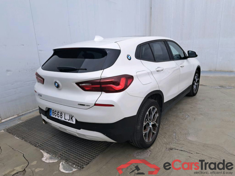 BMW X2 / 2017 / 5P / todoterreno sDrive18i (CX) #2