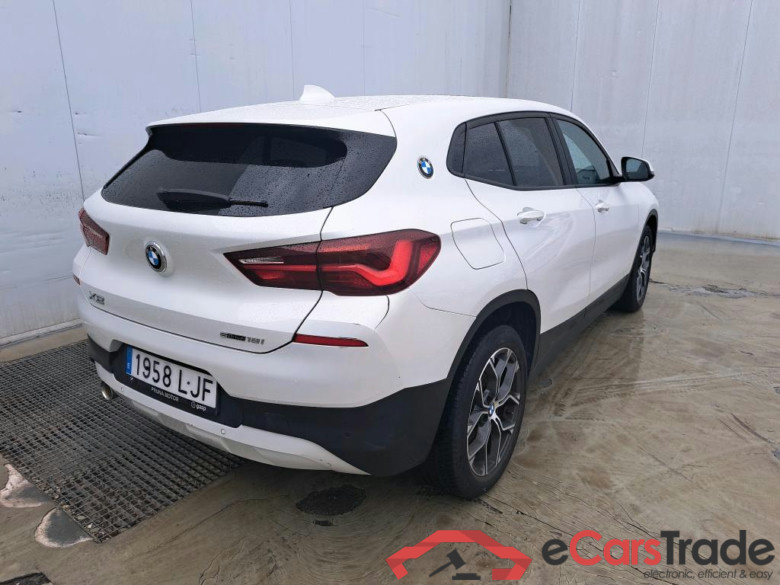 BMW X2 / 2017 / 5P / todoterreno sDrive18i (CX) #2