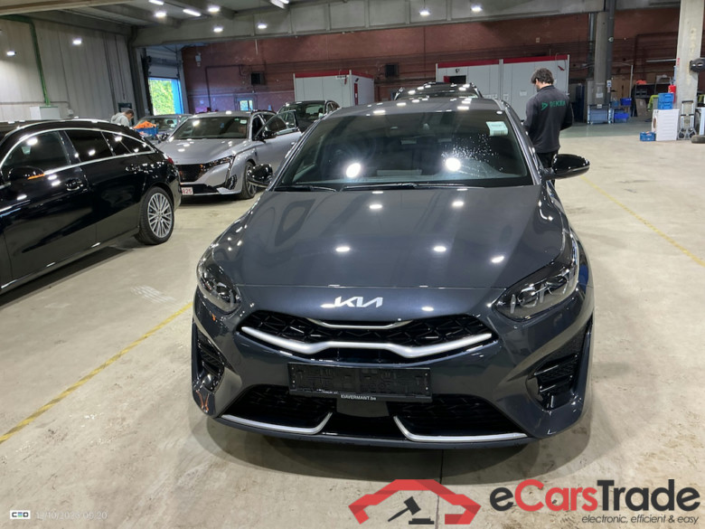 KIA PROCEED 1.5 T-GDI GT LINE DCT #2