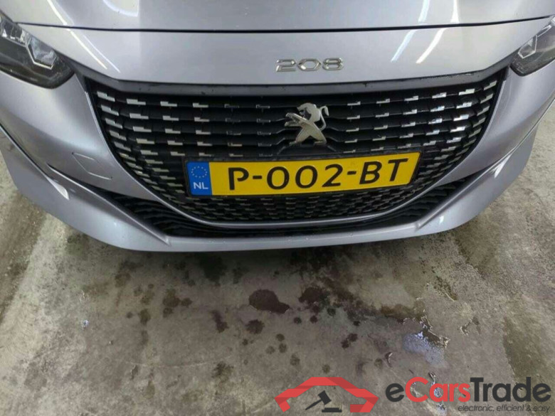 PEUGEOT 208 1.2 PT Allure #4