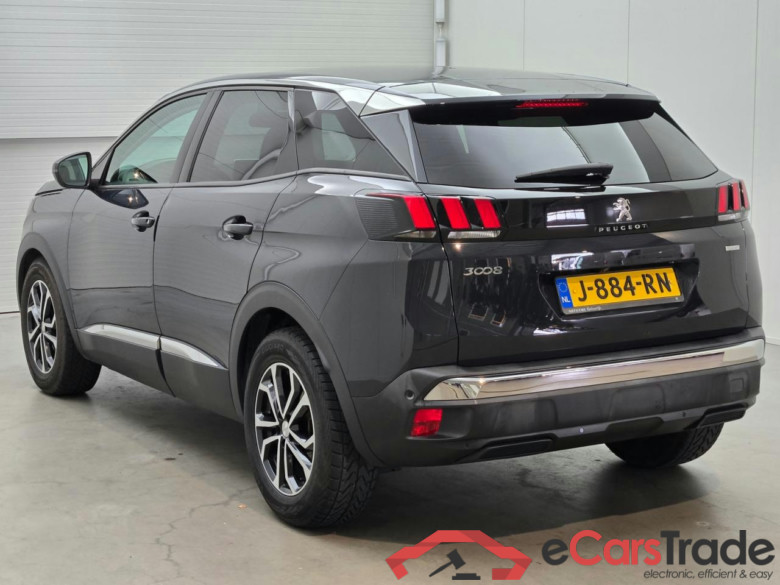 PEUGEOT 3008 1.2 PureTech Allure #3