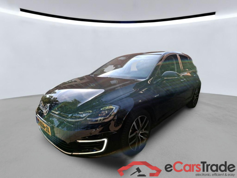 VOLKSWAGEN e-Golf 100 kW