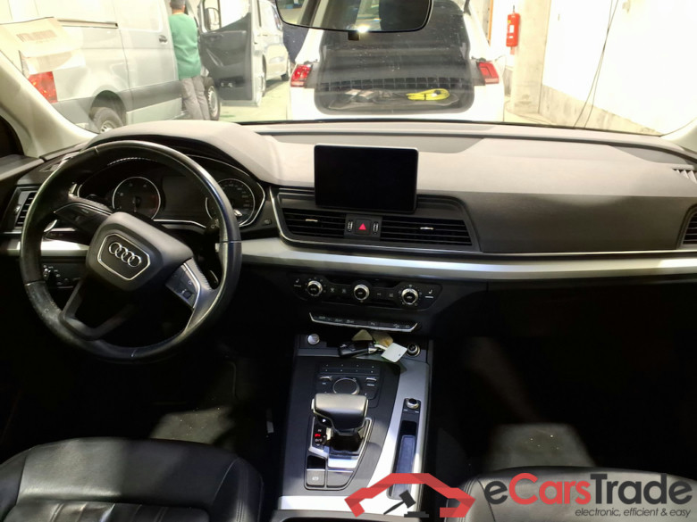 AUDI Q5 DIESEL - 2017 30 TDi Business Edition S tronic #6