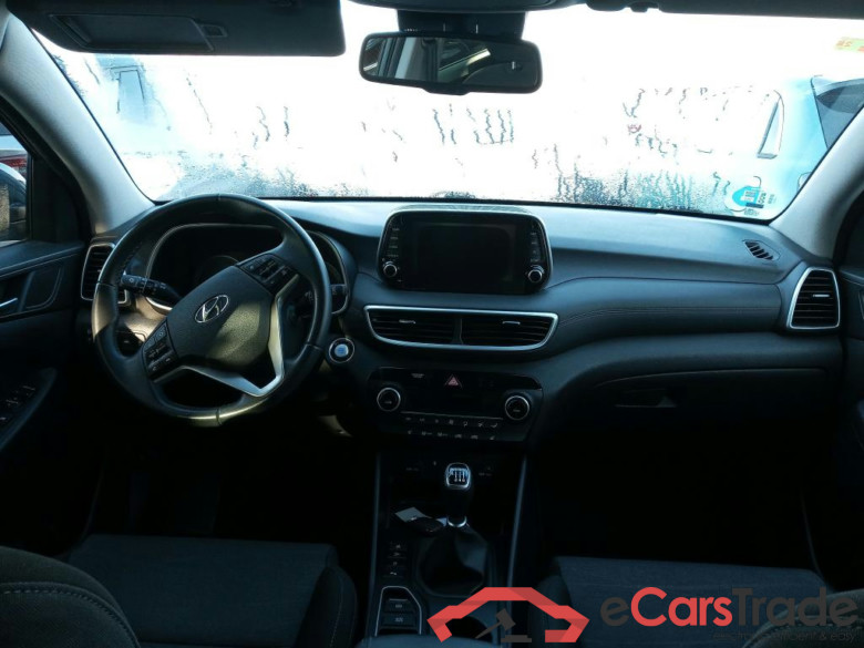 HYUNDAI Tucson / 2018 / 5P / todoterreno 1.6 CRDI 85kW (116CV) 48V Tecno 4X2 #3