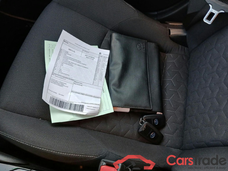 TOYOTA Corolla / 2019 / 5P / berlina con portón 1.8 125H ACTIVE TECH E-CVT #5