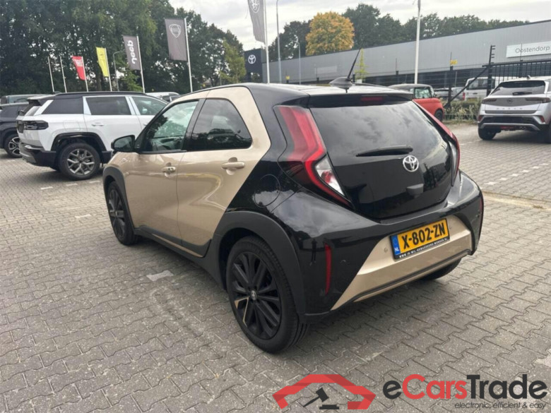 TOYOTA Aygo X 1.0 VVT-i MT Premium #3