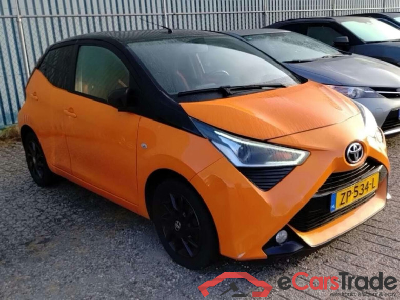 TOYOTA Aygo 1.0 VVT-i x-cite #2