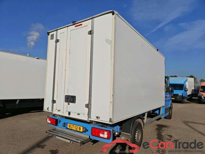 Volkswagen Crafter 35 2.0TDI 75kW L4 FWD 2d #2