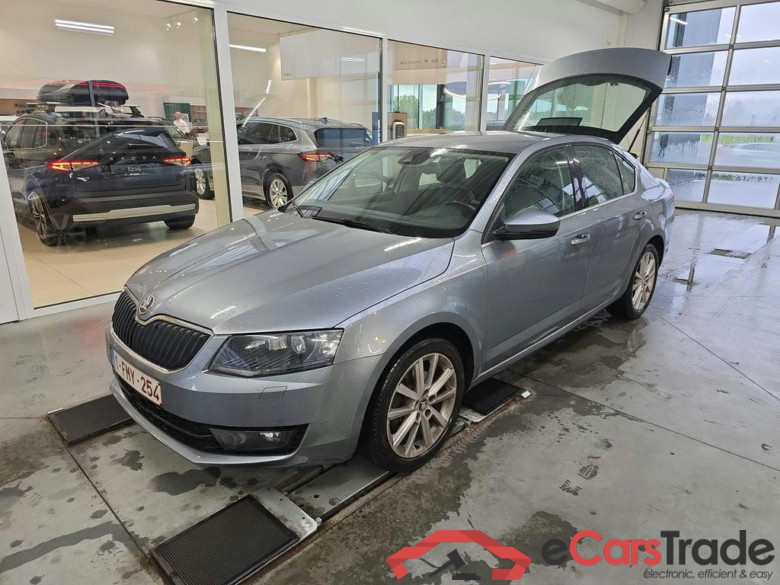 SKODA Octavia Dsl 1.6 CR TDi Elegance DSG