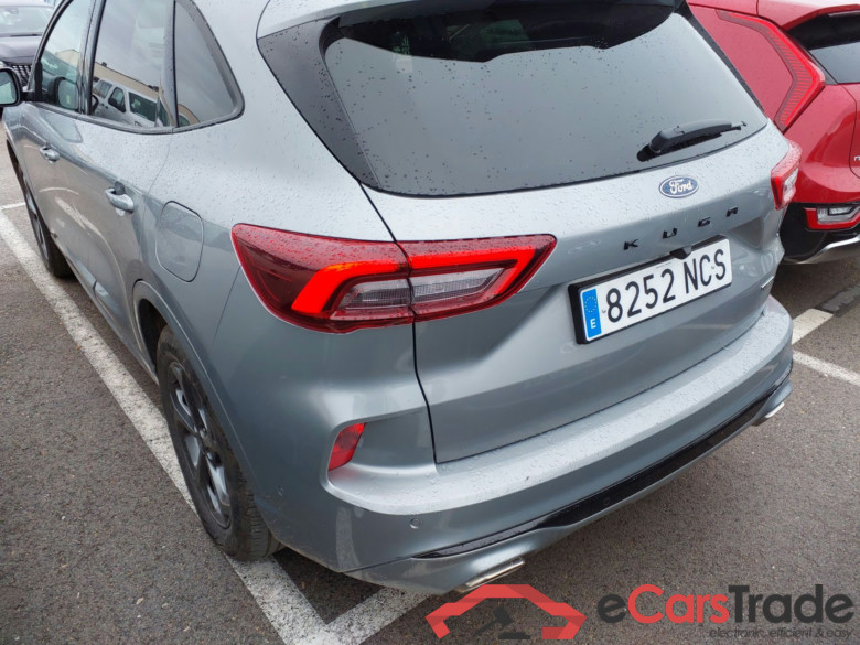 FORD Kuga 2.5 243CV AutomÃ¡tico   ST-LINE X(Winterpack) #3