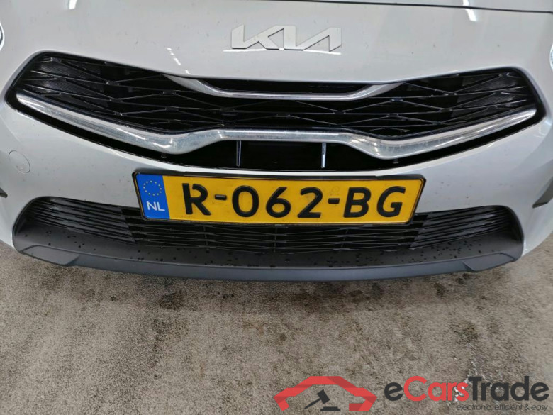 Kia Ceed 1.0 T-GDi MHEV DCT DynamicLine 5d #5