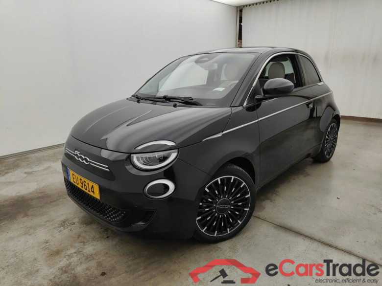 FIAT E-500 42 kWh 118hp La Prima 3d