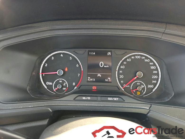 VOLKSWAGEN T-Cross / 2018 / 5P / todoterreno Edition 1.0 TSI 70kW (95CV) #4